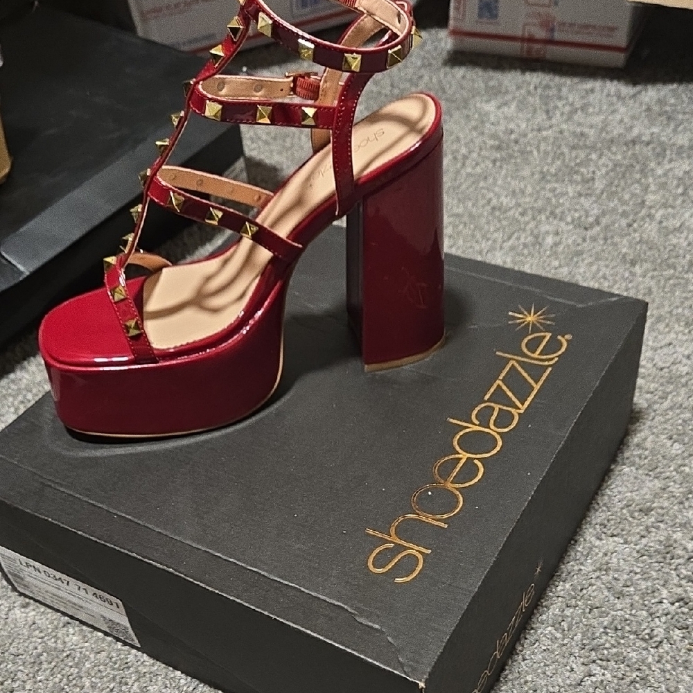 Shoe Dazzle Burgundy Studded Platform Heels
